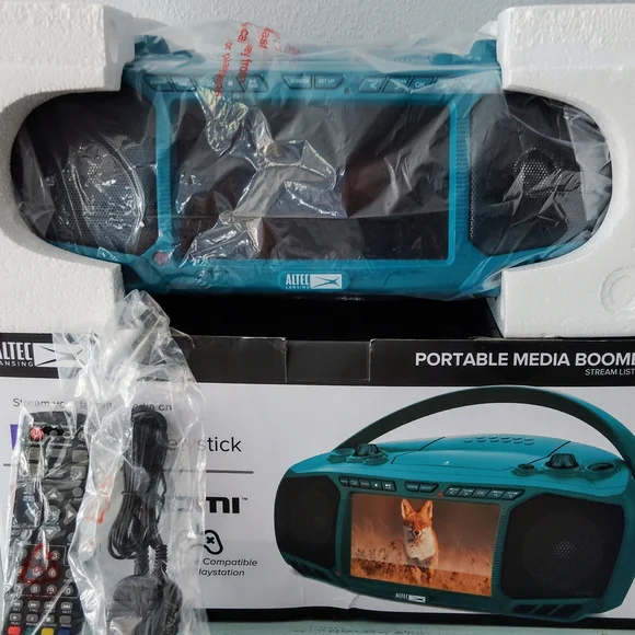 Altec Lansing Teal Portable TV Game Music Media Player Boom Box NEW IN BOX - Picture 3 of 5